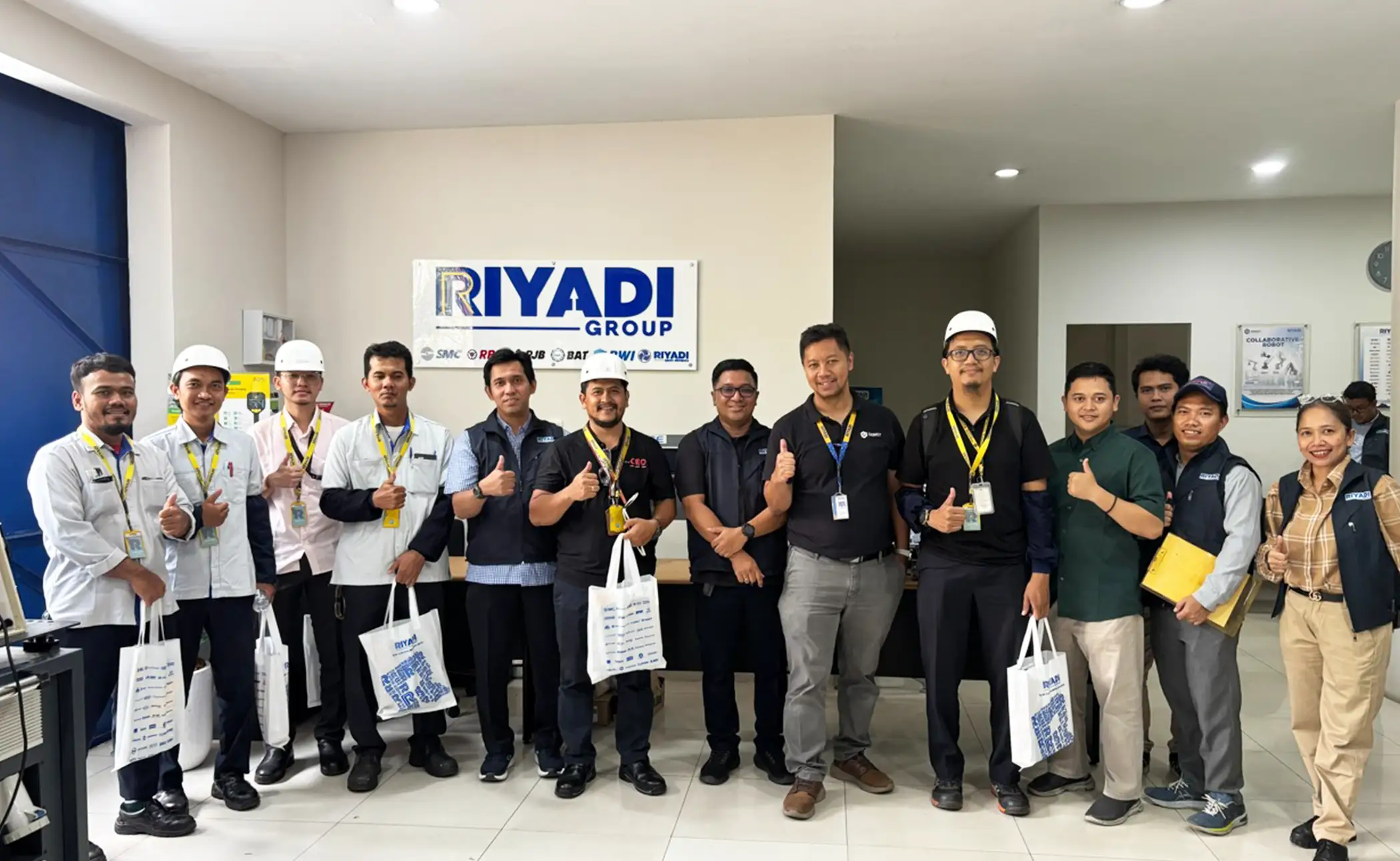 PT Toyota Motor Manufacturing Indonesia Kunjungi Riyadi Group untuk Function Check Project Robot
