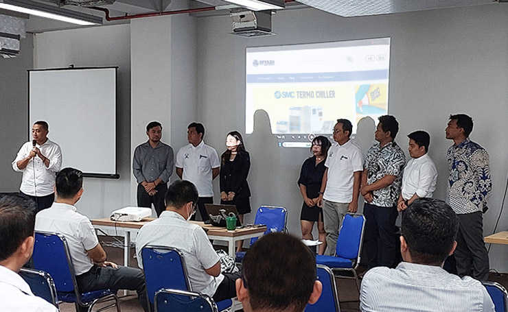 Soft launching Riyadi Emart Indonesia