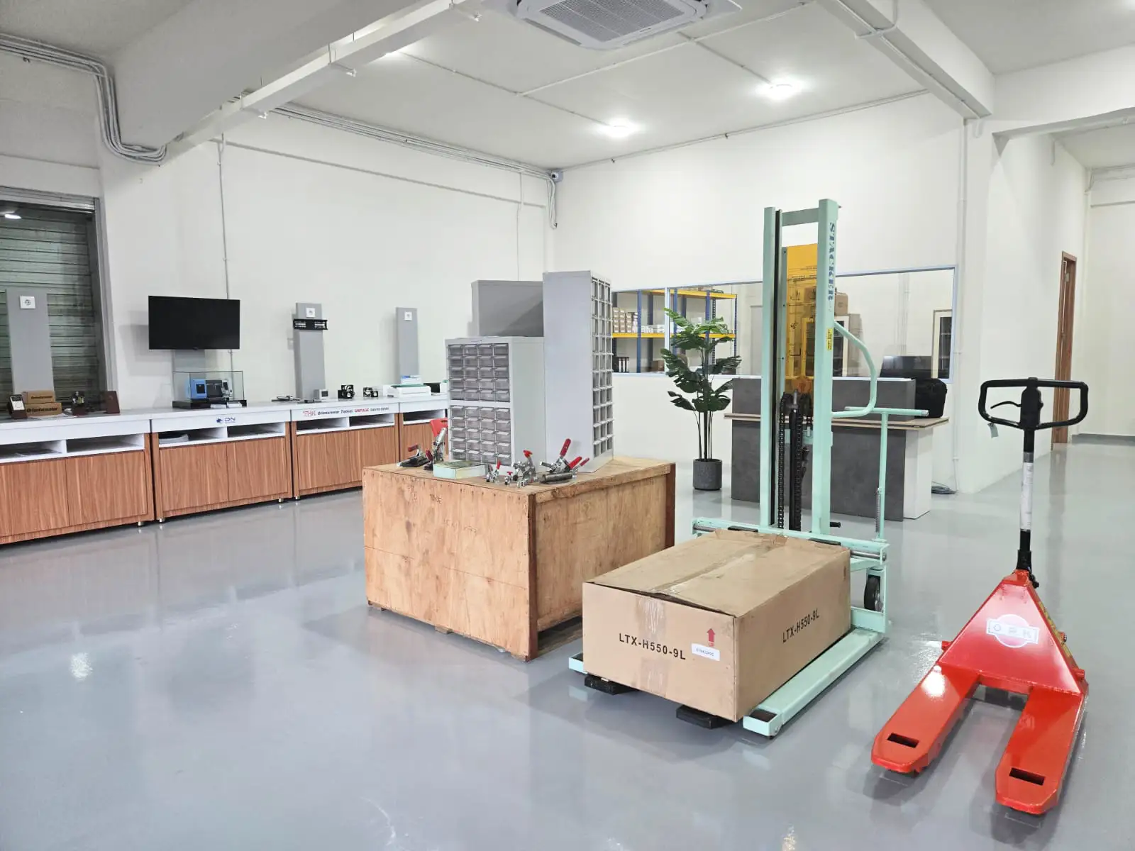 Batam Showroom 6